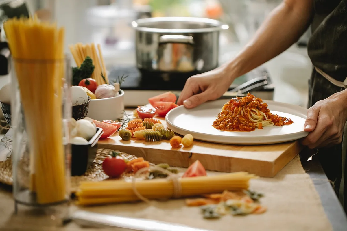 Assiette équilibrée riche en protéines, fibres et bonnes graisses